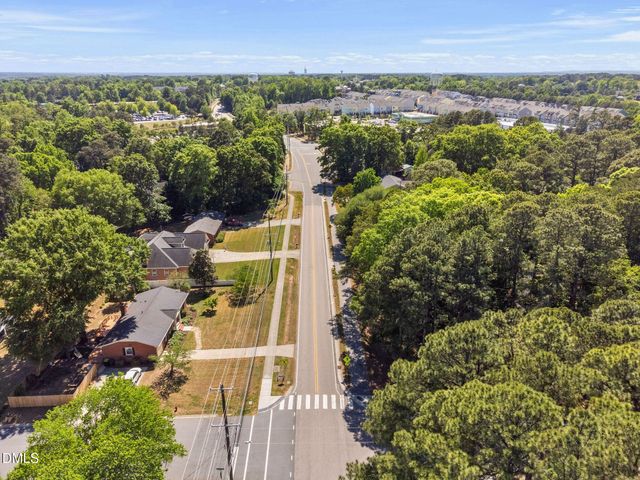 920 Laura Duncan Road, Apex, NC 27502