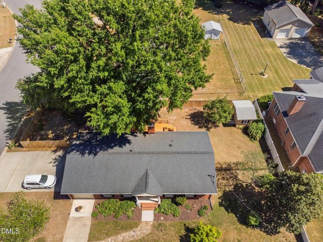 920 Laura Duncan Road, Apex, NC 27502