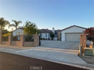17842 Wildwood Creek Road, Riverside, CA 92504