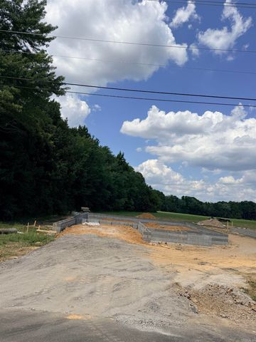 103 East Florida Street, Beebe, AR 72012