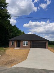 103 East Florida Street, Beebe, AR 72012