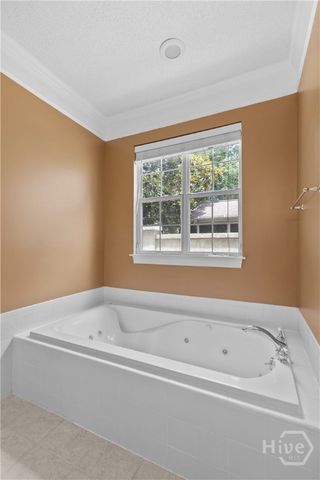 229 Island Creek Lane, Savannah, GA 31410