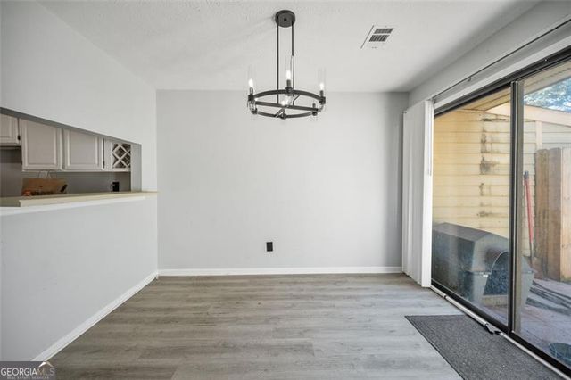 1609 BURNSTONE Drive, Stone Mountain, GA 30088