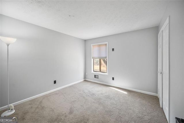 1609 BURNSTONE Drive, Stone Mountain, GA 30088