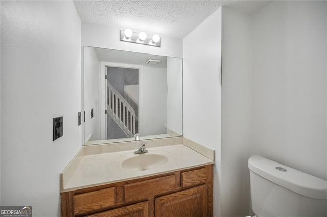 1609 BURNSTONE Drive, Stone Mountain, GA 30088