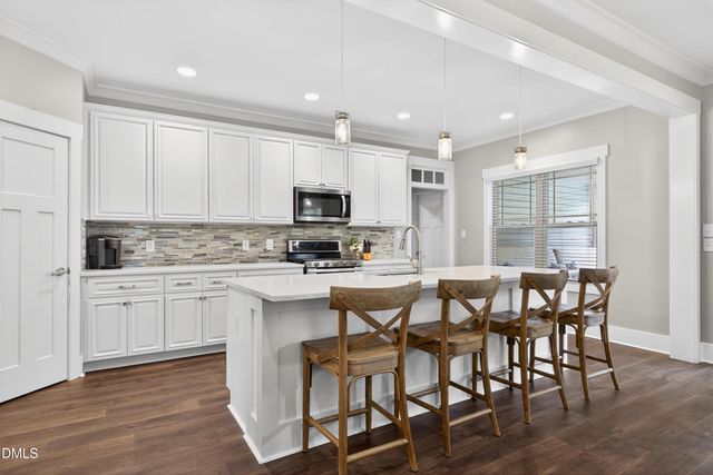 134 Chippenham Court, Clayton, NC 27520