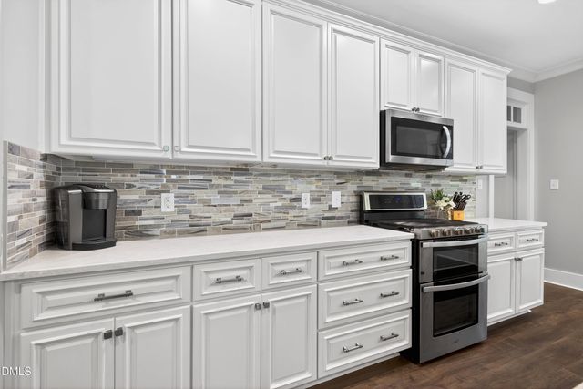 134 Chippenham Court, Clayton, NC 27520