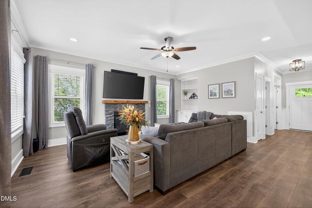 134 Chippenham Court, Clayton, NC 27520