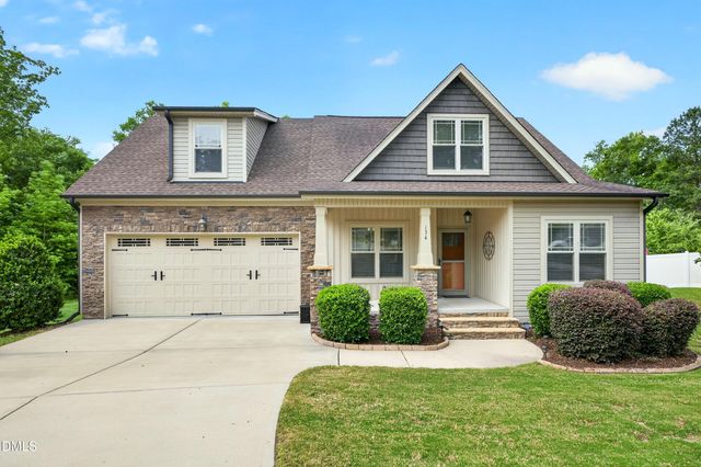 134 Chippenham Court, Clayton, NC 27520