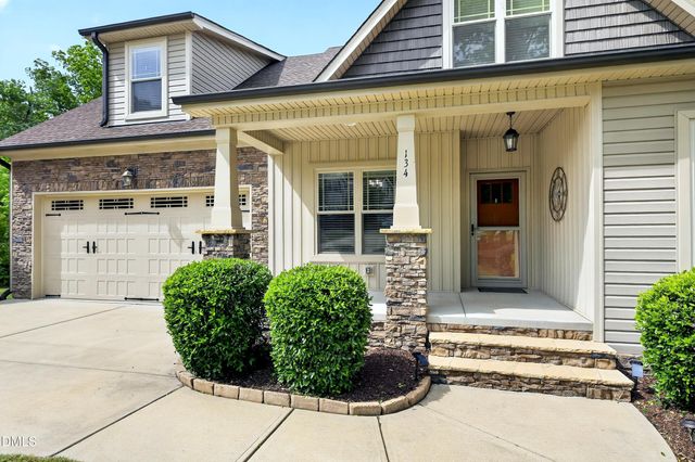 134 Chippenham Court, Clayton, NC 27520