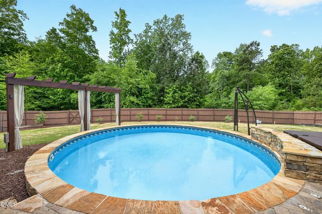 134 Chippenham Court, Clayton, NC 27520