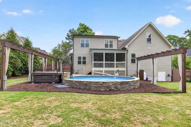 134 Chippenham Court, Clayton, NC 27520