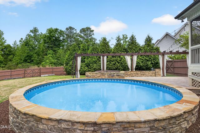 134 Chippenham Court, Clayton, NC 27520
