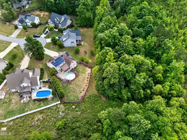 134 Chippenham Court, Clayton, NC 27520