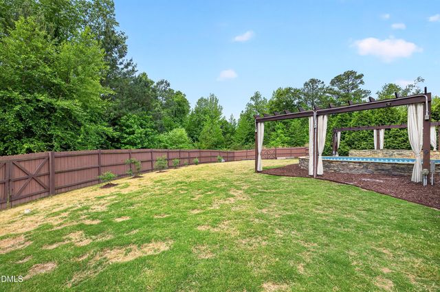 134 Chippenham Court, Clayton, NC 27520