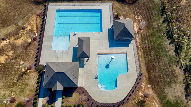 134 Chippenham Court, Clayton, NC 27520