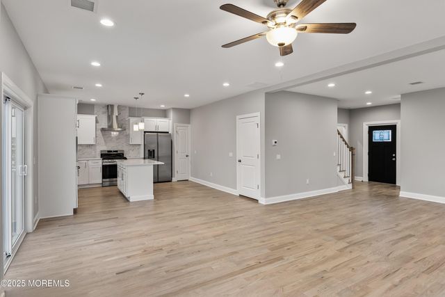 42 W Mohawk Drive, Little Egg Harbor, NJ 08087