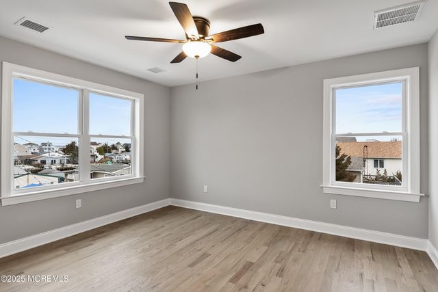 42 W Mohawk Drive, Little Egg Harbor, NJ 08087