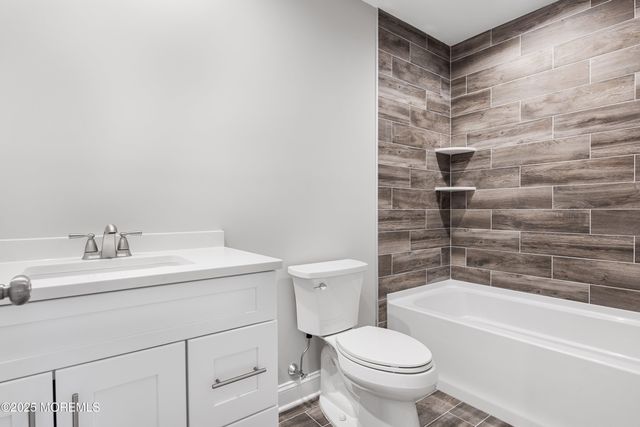 42 W Mohawk Drive, Little Egg Harbor, NJ 08087