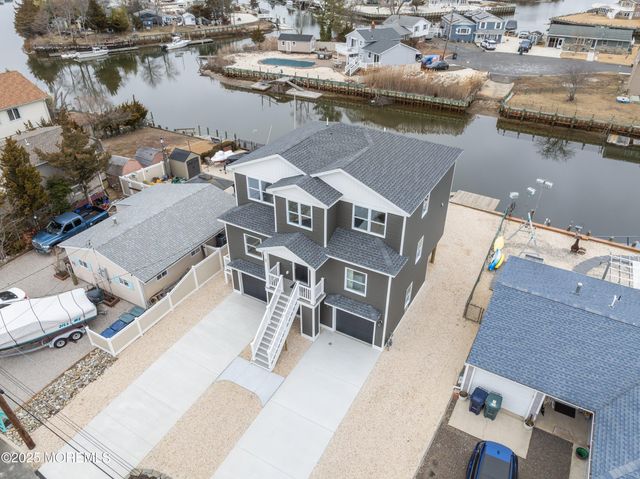 42 W Mohawk Drive, Little Egg Harbor, NJ 08087