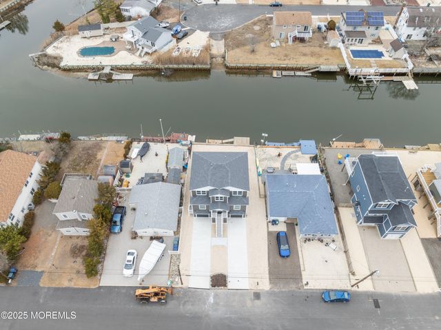 42 W Mohawk Drive, Little Egg Harbor, NJ 08087