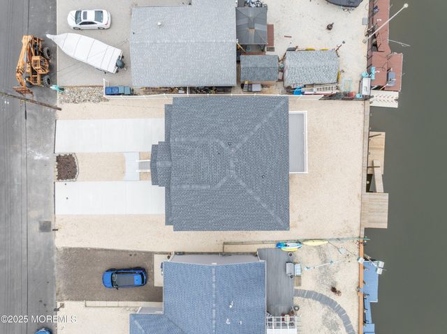 42 W Mohawk Drive, Little Egg Harbor, NJ 08087