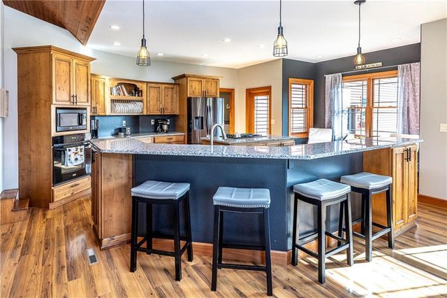 N6387 Rye Bluff Road, Black River Falls, WI 54615