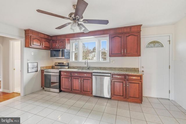 1576 BROADRUN RD, Downingtown, PA 19335