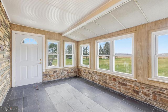 1576 BROADRUN RD, Downingtown, PA 19335