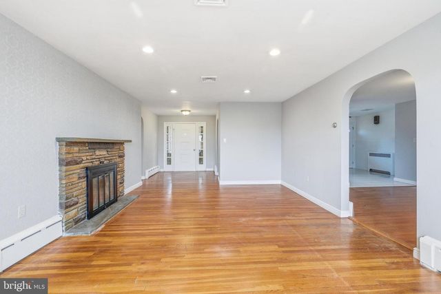 1576 BROADRUN RD, Downingtown, PA 19335