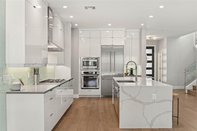 230 E ROCKWOOD WAY, Winter Park, FL 32789