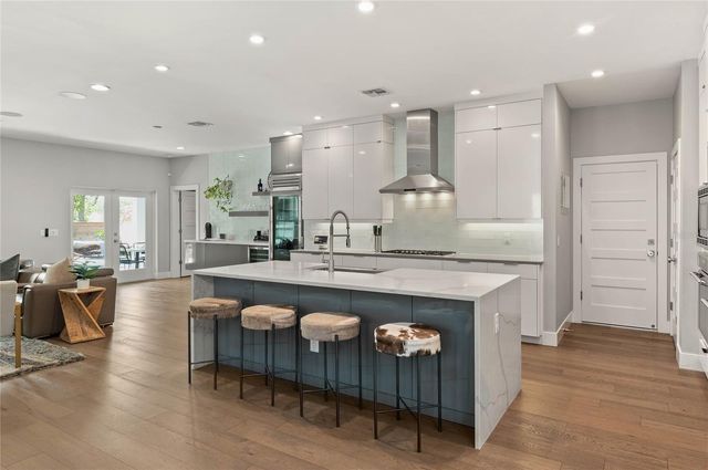 230 E ROCKWOOD WAY, Winter Park, FL 32789