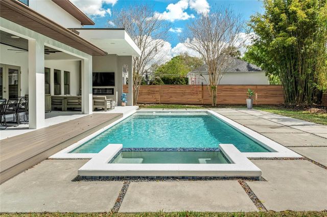 230 E ROCKWOOD WAY, Winter Park, FL 32789