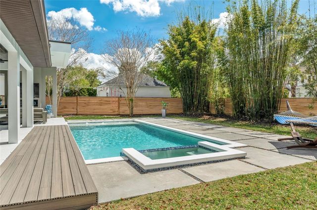 230 E ROCKWOOD WAY, Winter Park, FL 32789