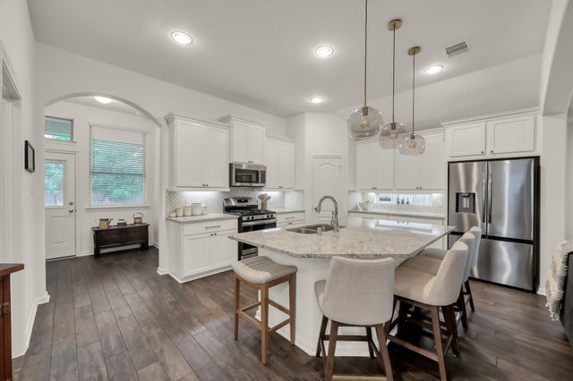 164 Fox Trail Road, Montgomery, TX 77316