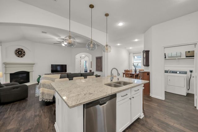 164 Fox Trail Road, Montgomery, TX 77316