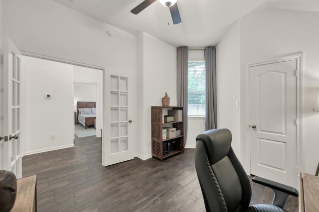 164 Fox Trail Road, Montgomery, TX 77316