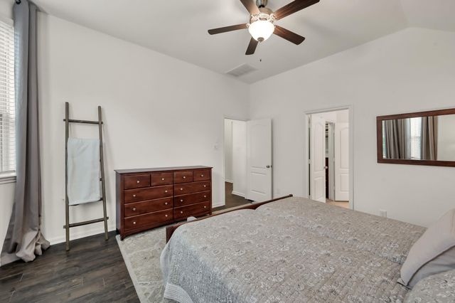 164 Fox Trail Road, Montgomery, TX 77316