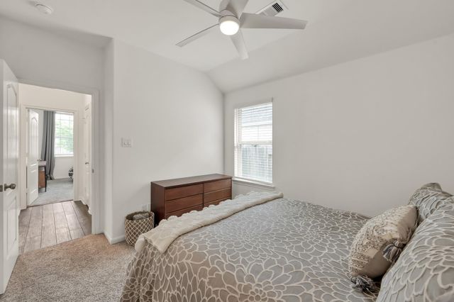 164 Fox Trail Road, Montgomery, TX 77316