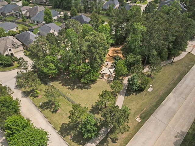 164 Fox Trail Road, Montgomery, TX 77316
