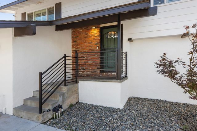 632 Lenore Dr, Modesto, CA 95351