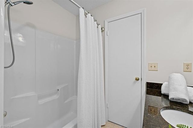 206 Lee Street, Jamestown, NC 27282