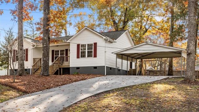 206 Lee Street, Jamestown, NC 27282