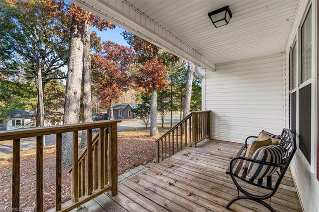 206 Lee Street, Jamestown, NC 27282