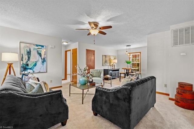 206 Lee Street, Jamestown, NC 27282