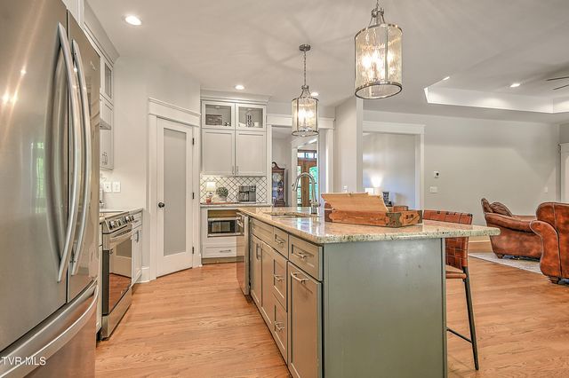 104 Lookout Court, Blountville, TN 37617