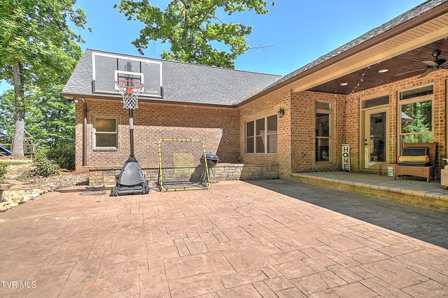 104 Lookout Court, Blountville, TN 37617