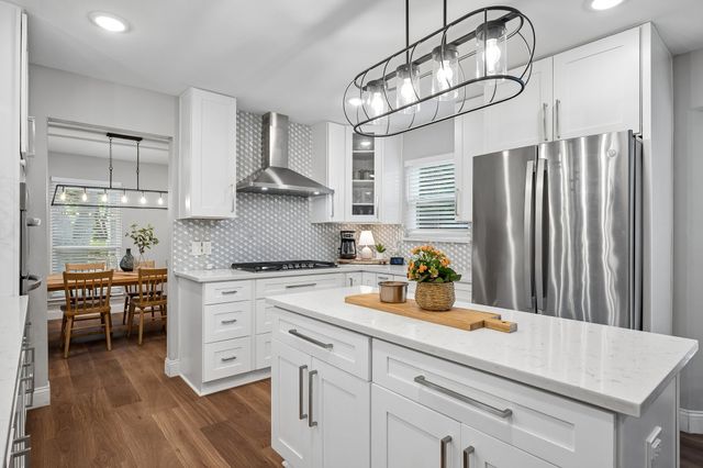 218 High Brook Drive, Richardson, TX 75080