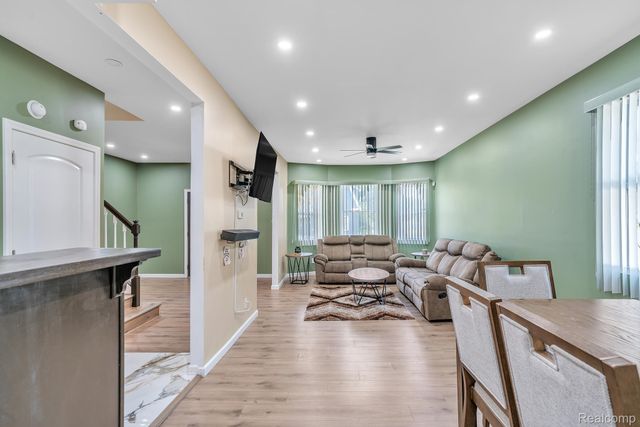 7416 Hanover Avenue, Detroit, MI 48206