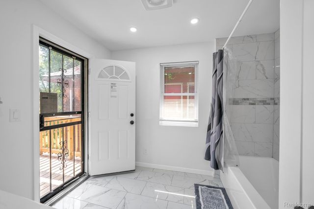 7416 Hanover Avenue, Detroit, MI 48206